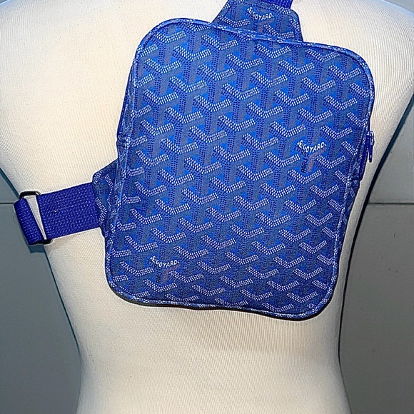 Goyard Blue Crossbody bag with Signature Chevron Pattern